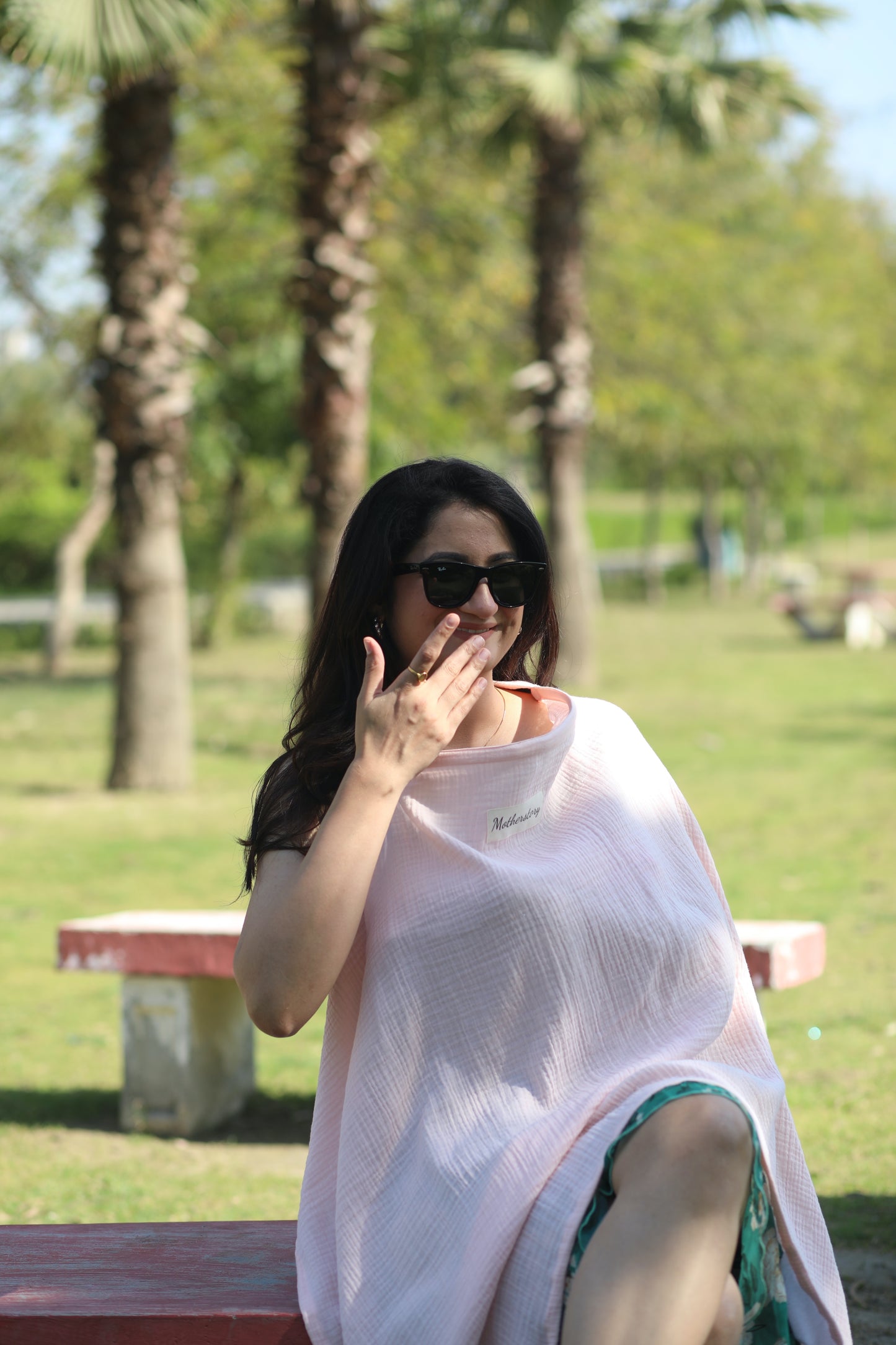 Mihanna Nursing Cover