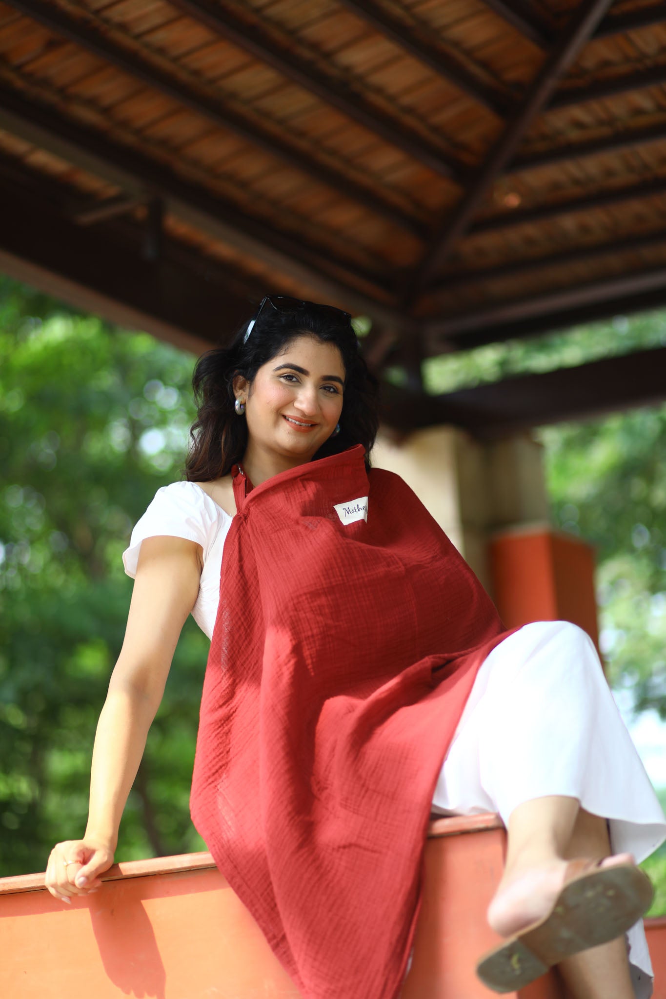 Mihanna Nursing Cover